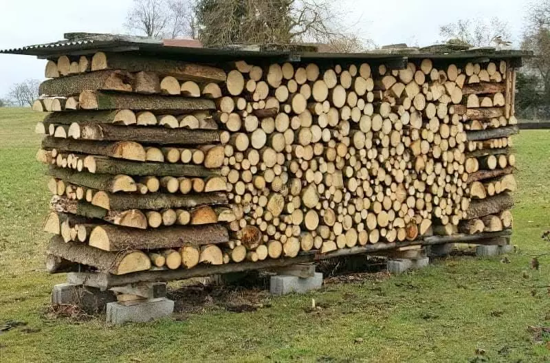 Способи укладання дров: як скласти стіс своїми руками 1