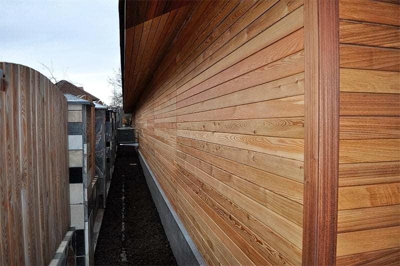 Чим краще обшити дерев'яний будинок зовні, вибір і застосування матеріалів 1