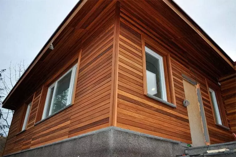 Чим краще обшити дерев'яний будинок зовні, вибір і застосування матеріалів 8