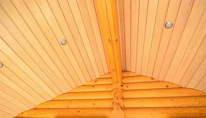 Чим обробити стелю в дерев'яному будинку – огляд матеріалів 7