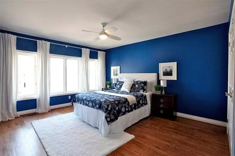 Синій колір в інтер'єрі спальні - відтінки захоплюючі дух 19
