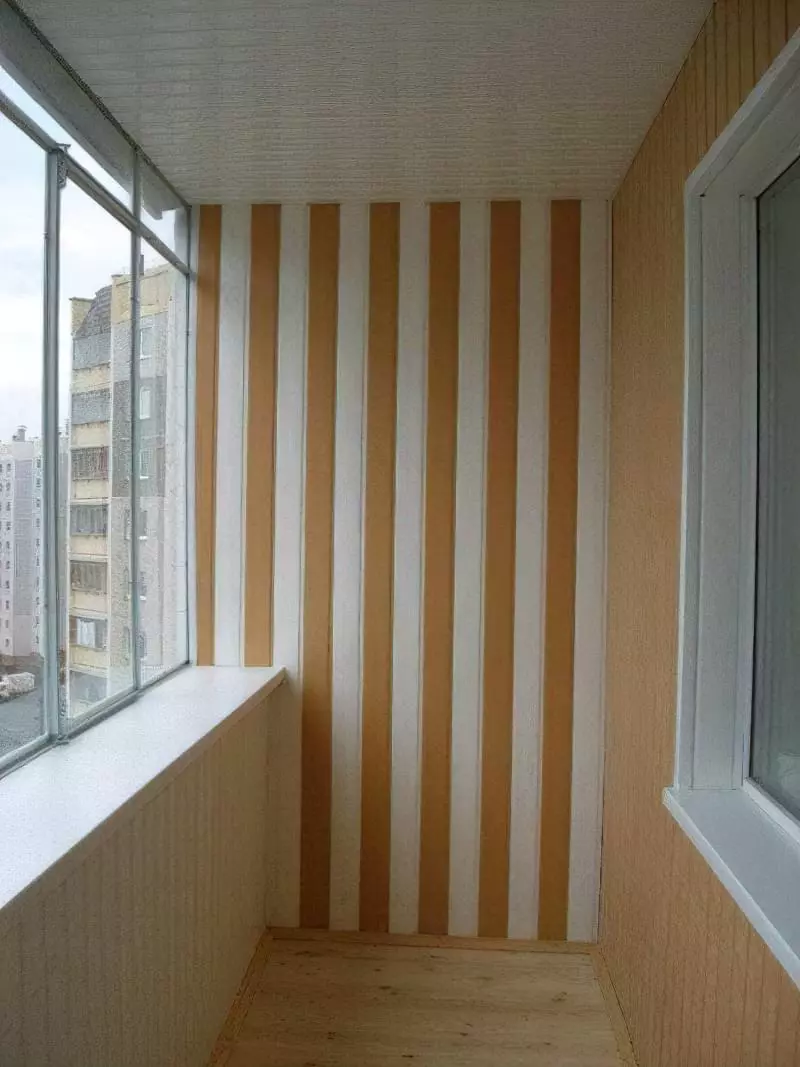 Чим обробити стіни на балконі: обираємо найкращий варіант 4