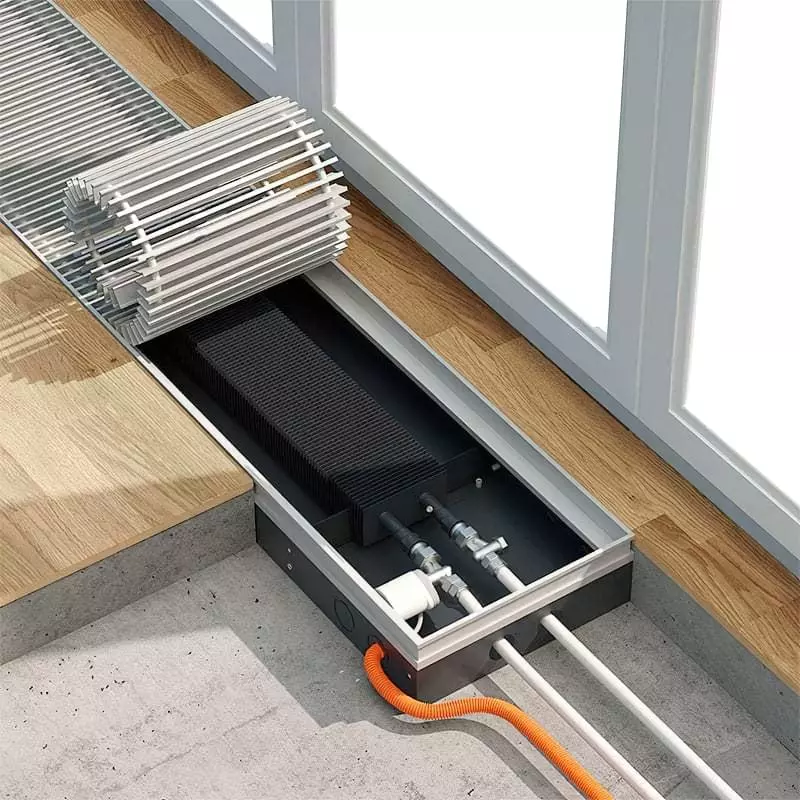 Водяний конвектор вбудований в підлогу