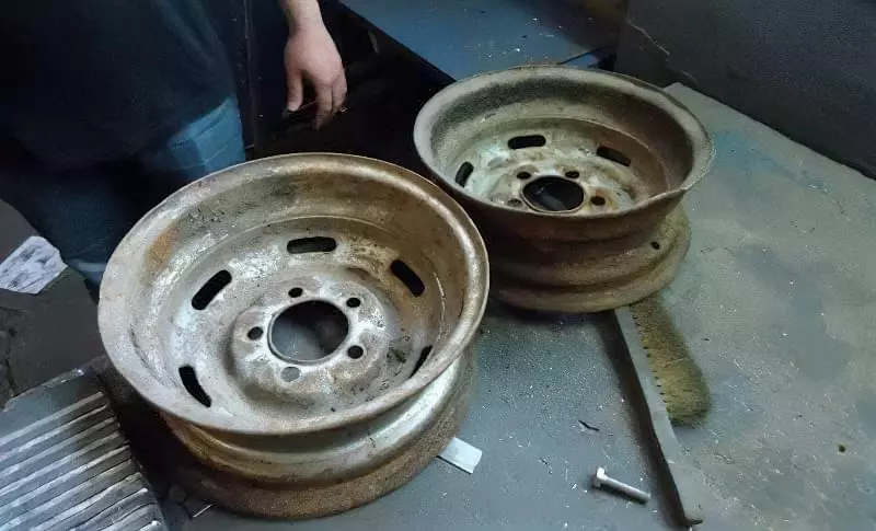 Печі і мангали з колісних дисків: ідеї для виготовлення своїми руками 1