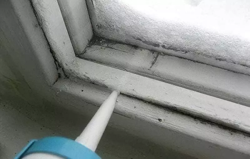 Як утеплити старі дерев'яні вікна на зиму 2
