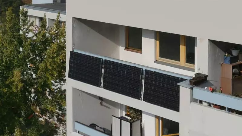 Сонячні панелі на балконі і лоджії: особливості, відгуки 13