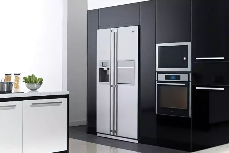 Чому варто купити холодильник LG 15