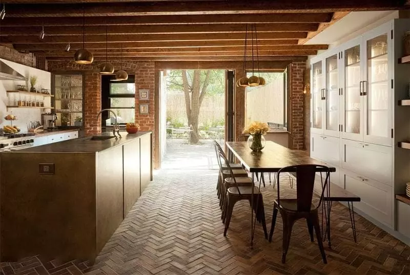 10 прикладів незвичайного підлогового покриття на кухні 14