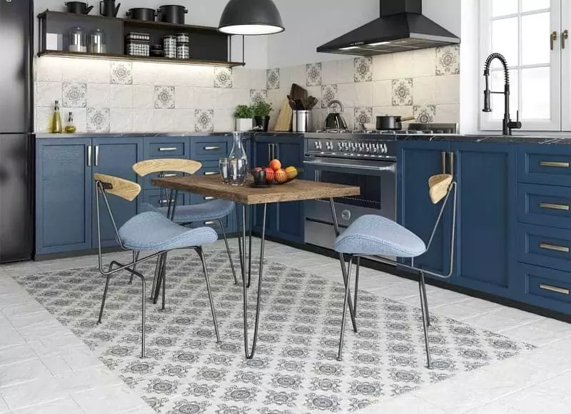 10 прикладів незвичайного підлогового покриття на кухні 10
