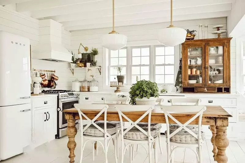 Кухонний стіл чи острів: що краще вибрати 10