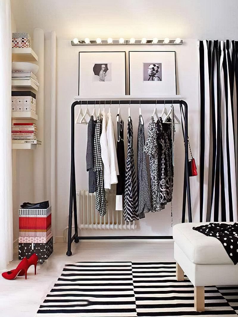 Вішалка замість шафи і гардеробної: приклади 64
