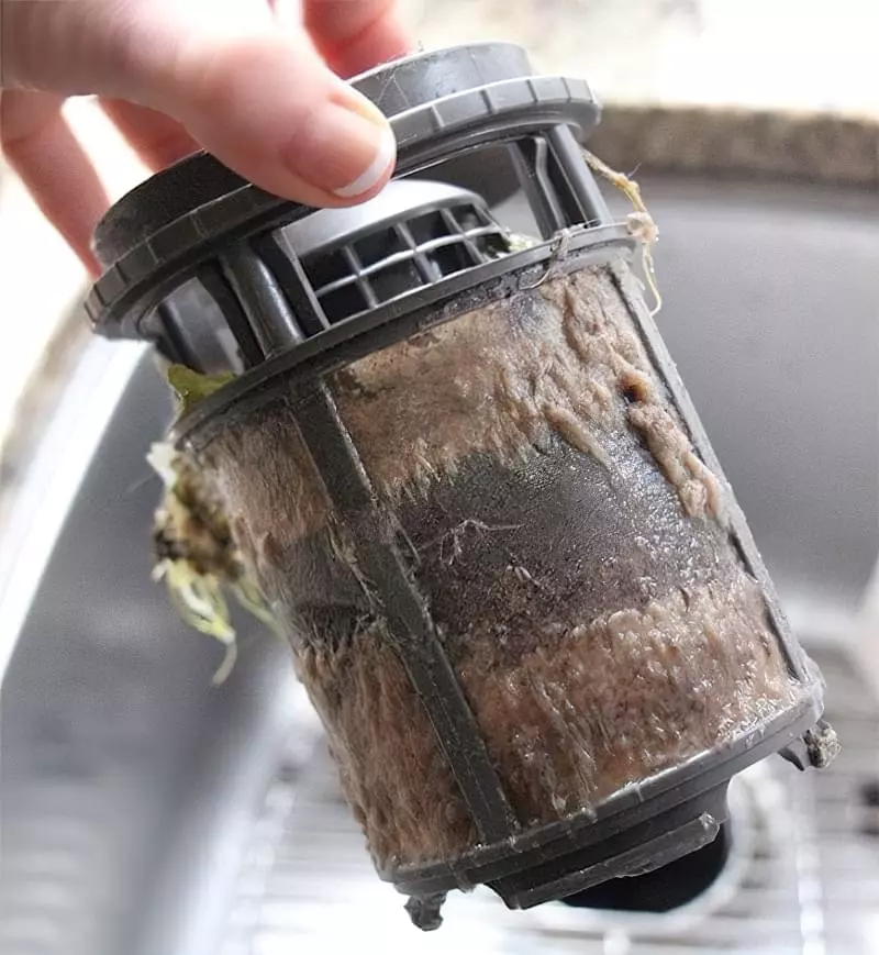 Як помити фільтр посудомийної машини 14